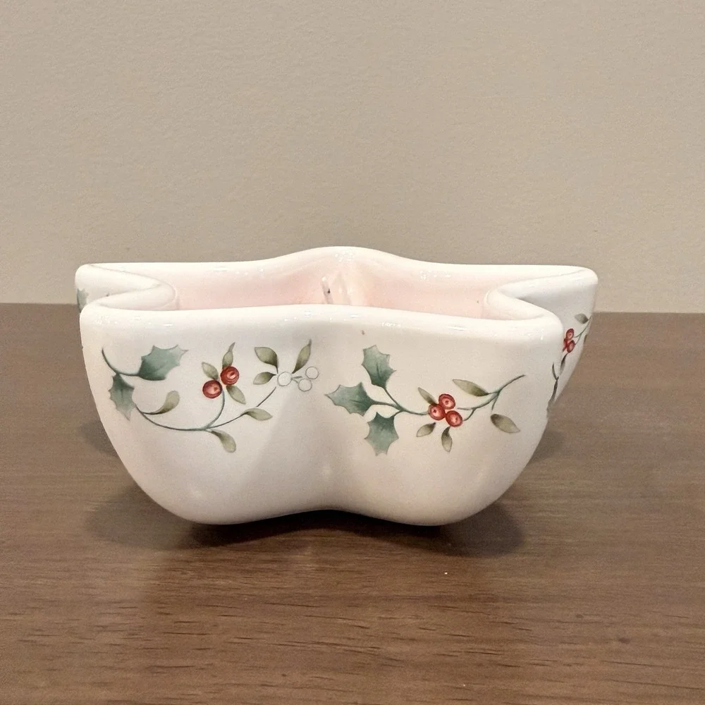 Vintage 1997 Christmas Pfaltzgraff Winterberry Star Votive Candle Scented